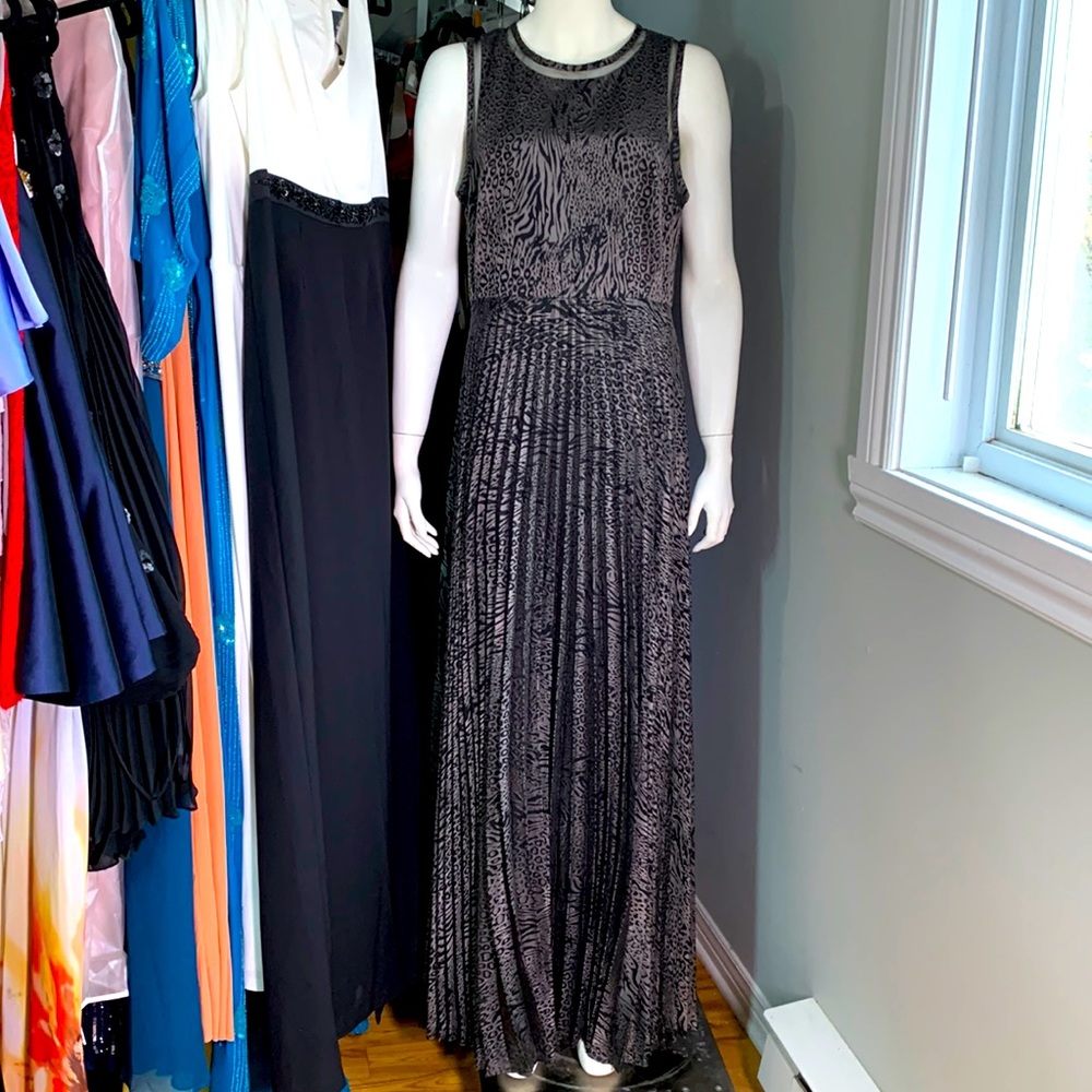 REISS pleated print Black Gray Gown Dress Shimmer formal Evening Large New